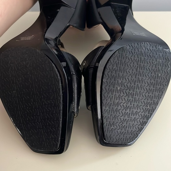 Michael Kors black heels size 9 - Picture 5 of 6